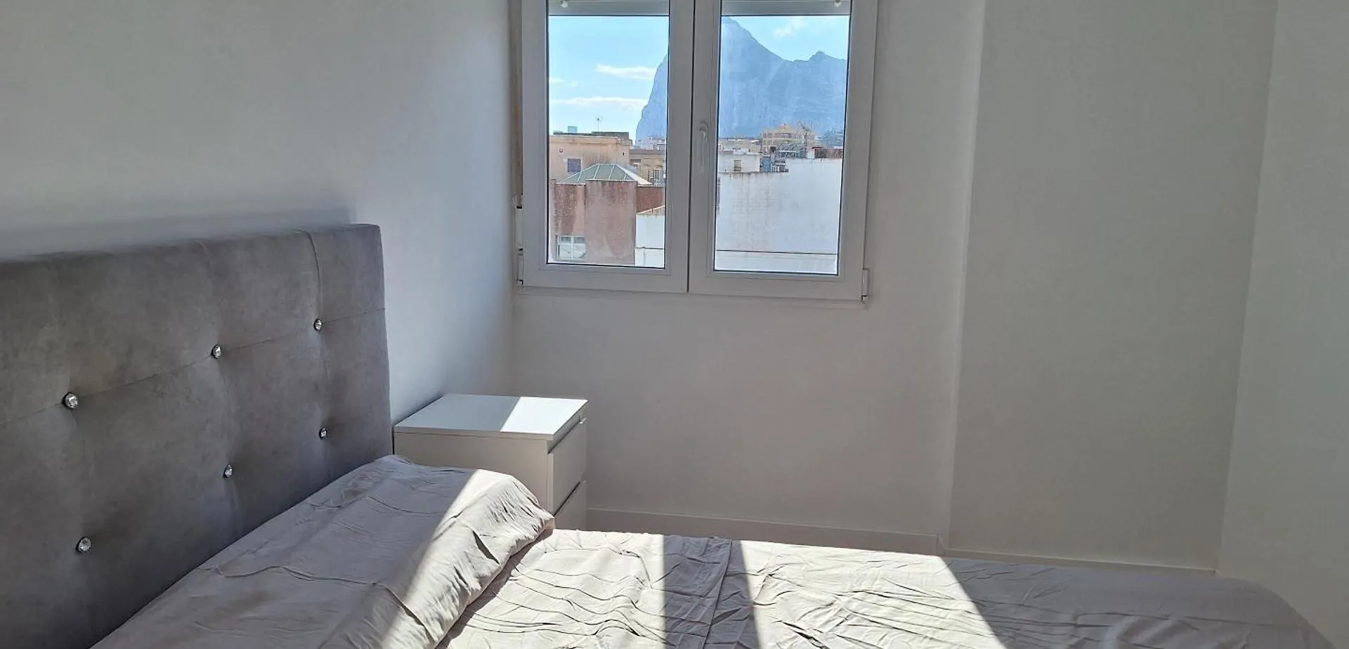 Piso Centrico Apartment La Linea de la Concepcion Spain